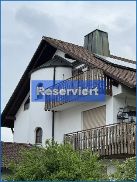 Haus m. Balkon - Wohnung kaufen in Steißlingen - Attraktive 3 Zi.-Whg. mit Balkon,EBK und Stellpatz, in ruhiger Lage von Steisslingen-FREI ab.1.10.!!