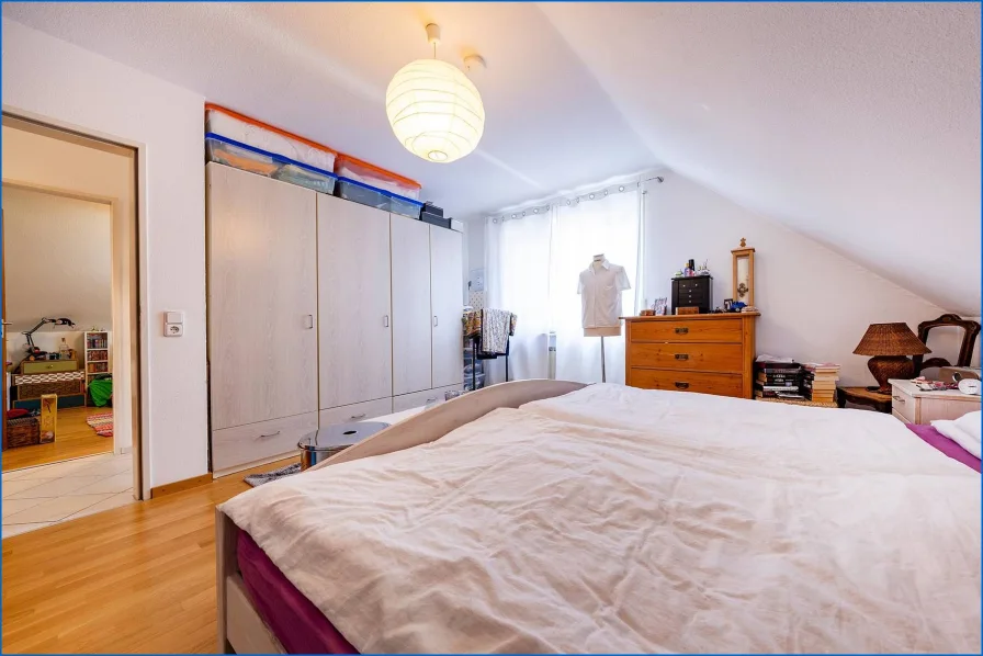 DG-Elternschlafzimmer Schrank