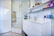 Haus-Badezimmer Dusche