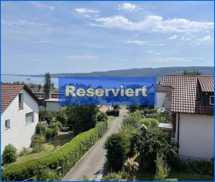 Titelbild - Haus kaufen in Gaienhofen / Horn - Gaienhofen-Horn: Haus m. 3 Wohnungen u. Do-Garage in ruhiger Lage, traumh. Seesicht, Bezugsfrei!