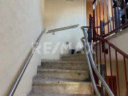Treppenaufgang mit Treppenlift