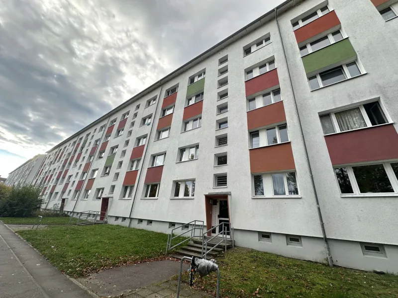 Ansicht - Wohnung mieten in Leipzig - Perfekt für Senioren! Sonnige 3RWE mit Balkon!