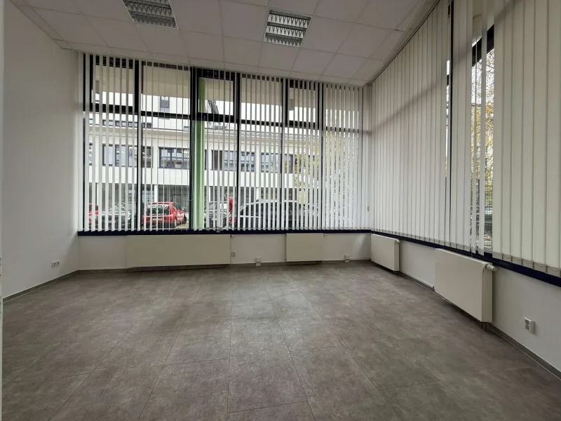 Büro groß