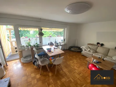 großes Wohnz_und_Esszimmer - Wohnung mieten in Nürnberg - GROSSE WOHNUNG MIT LOGGIA UND GARAGE IN NBG-MÖGELDORF