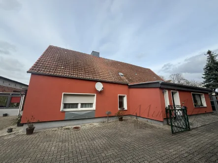 Wohnhaus - Haus kaufen in Wust-Fischbeck - Großzügiges Einfamilienhaus mit viel Platz zum Leben