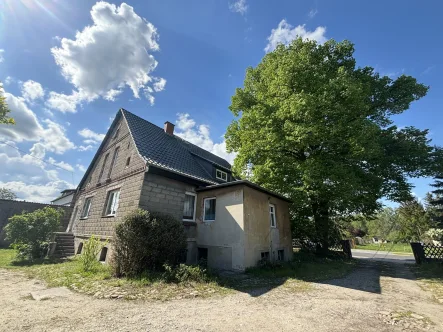 Haupthaus - Haus kaufen in Goldbeck - Traumhafte Villa in Goldbeck mit grüner Oase