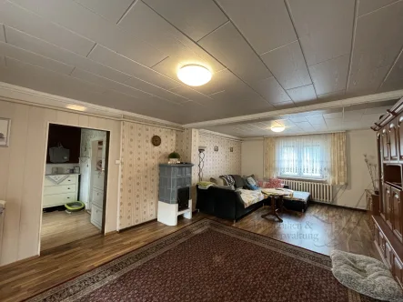 Wohnzimmer mit viel Platz - Haus kaufen in Wust-Fischbeck - Einfamilienhaus in idyllischer Lage