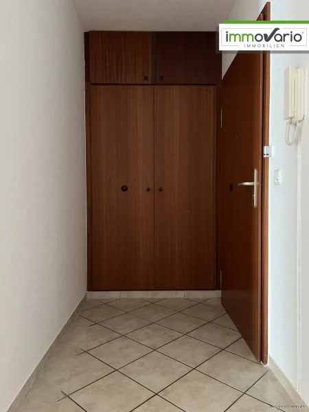 Flur mit Einbauschrank