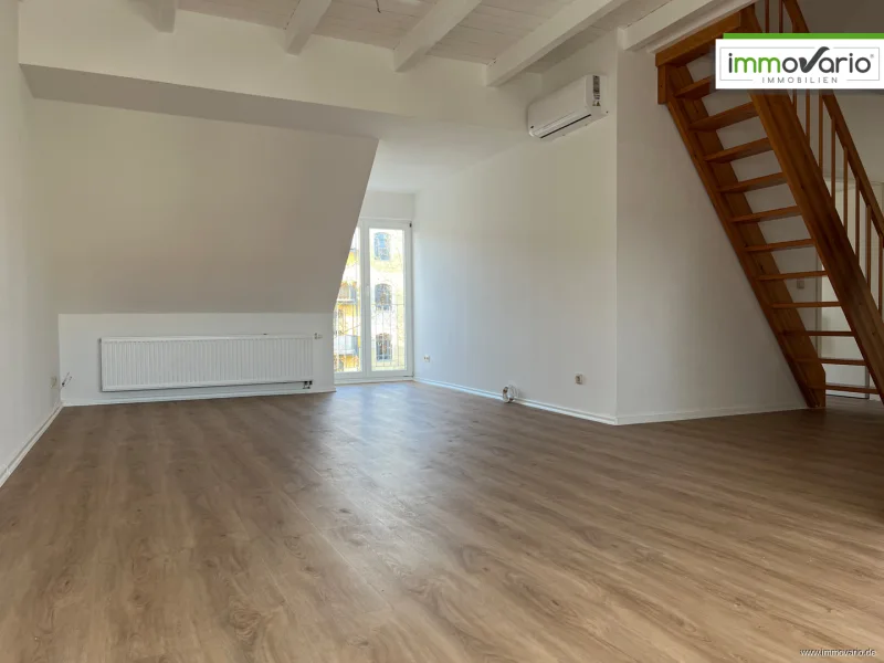 Wohnen - Wohnung mieten in Magdeburg / Alte Neustadt - Attraktive 2,5-Raum-Wohnung mit Balkon, Empore, offener Küche sowie Tageslichtbad in ruhiger Lage!