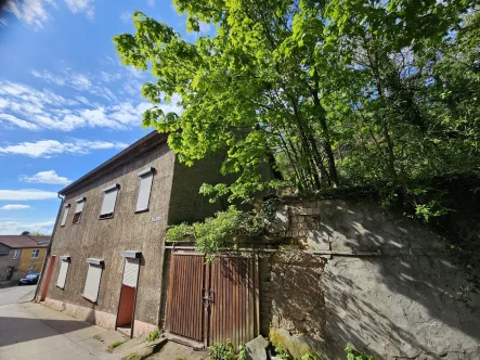 Ansicht - Haus kaufen in Wettin-Löbejün - Einfamilienhaus in Wettin