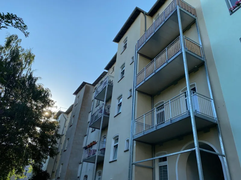 Balkone - Wohnung mieten in Halle - 2 Raumwohnung mit Balkon in südlicher Innenstadt