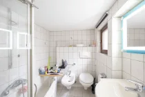 Badezimmer Wohnung 1 