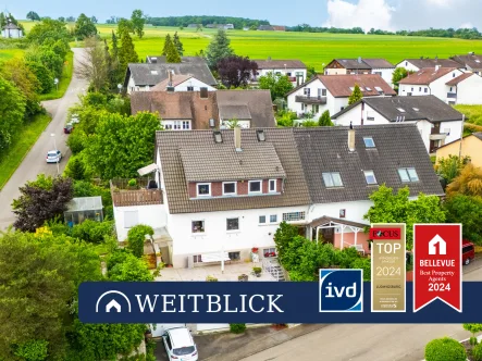 Titelbild - Haus kaufen in Vaihingen an der Enz - WEITBLICK:  Zweifamilienhaus mit Weitblick!