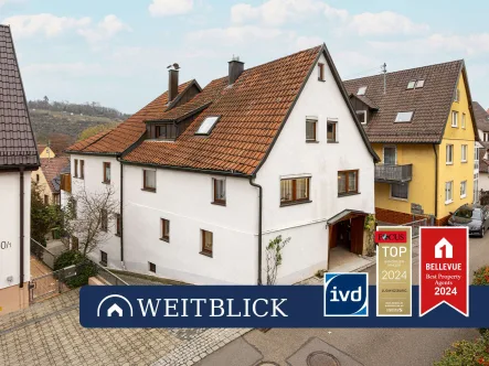 Titelbild - Haus kaufen in Benningen am Neckar - WEITBLICK: Zwei- bis Dreifamilienhaus in Bestlage!