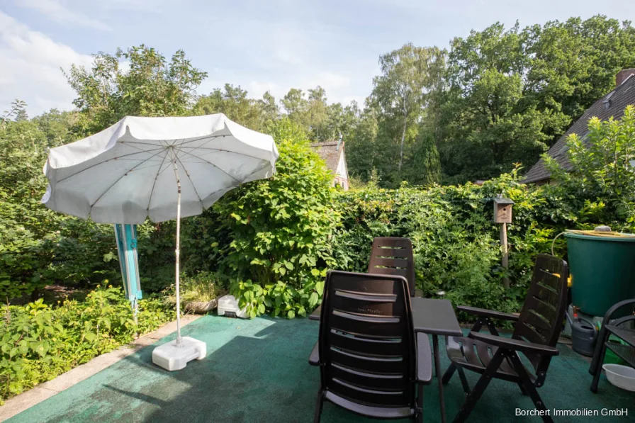 Terrasse mit Blick auf den Wald