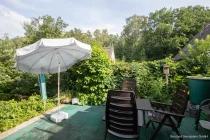 Terrasse mit Blick auf den Wald