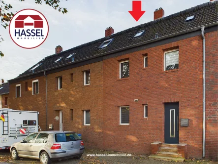 Titelbild - Haus kaufen in Düren - Junge Familie gesucht! Ihr modernes Einfamilienhaus in zentraler Lage wartet auf SIE!