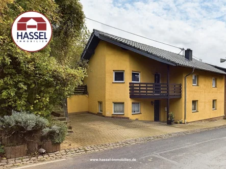 Frontbild - Haus kaufen in Mechernich / Berg - Traumhaftes Familienhaus in idyllisches Lage. Planen Sie Ihren Umzug noch dieses Jahr