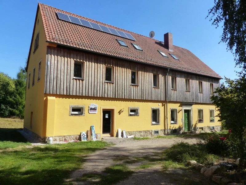 Hausansicht 1 - Wohnung mieten in Mügeln - Wohnen auf dem Lande in Kemmlitz bei Mügeln