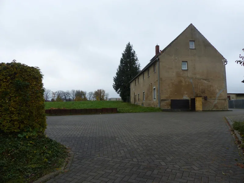 Ansicht 5 - Haus kaufen in Mügeln - Einfamilienhaus mit Potenzial und großen Grundstück in Mügeln zu verkaufen