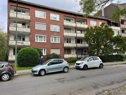 Boniverstrasse_Außen_2 - Wohnung kaufen in Gelsenkirchen - Solide Kapitalanlage im schönen Stadtteil GE-Feldmark 