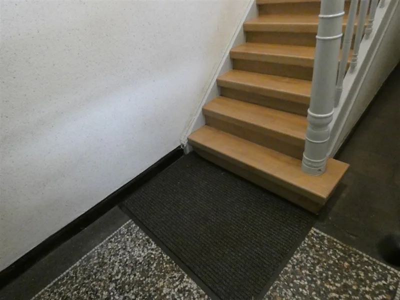 schöner Boden + Treppe