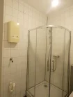 Badezimmer mit Waschmaschinenstellplatz