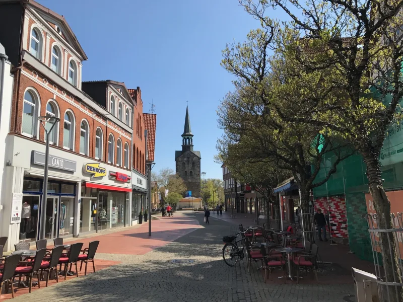 Innenstadt - Laden/Einzelhandel mieten in Wunstorf - Ihr neues IMMOBILIEN QUARTIER: Großzügige Gewerbefläche in der Wunstorfer Fußgängerzone