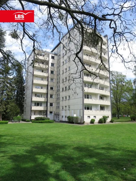 Hausansicht - Wohnung kaufen in Wolfsburg - Werden Sie Kapitalanleger oder ziehen Sie selbst ein !