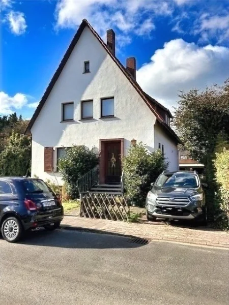 Hausfront - Haus kaufen in Hameln - Charmantes Einfamilienhaus in Hameln im attraktiven Klütviertel 