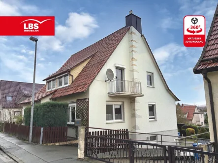 Außenansicht von Straße - Haus kaufen in Bad Sachsa - Modernes Einfamilienhaus - 111,81m² Wohnfläche + 35m² wohnräuml. Nutzfläche