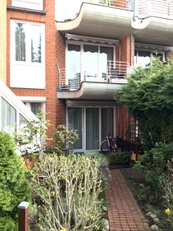 Garten - Wohnung kaufen in Berlin - Top Lage in Berlin-Kladow4-Zimmer Maisonette Wohnung
