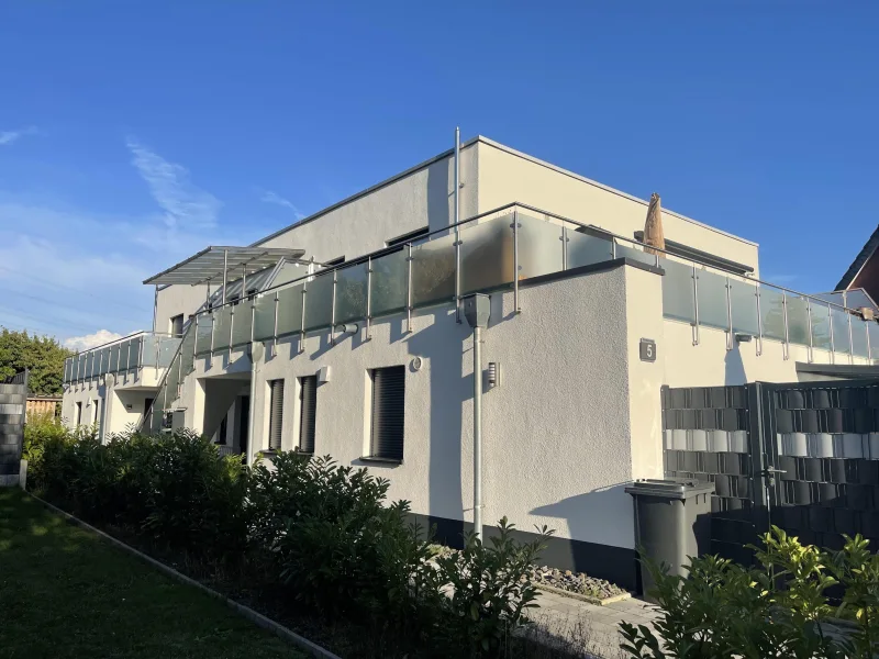 Außenansicht - Wohnung kaufen in Osnabrück - Moderne 2-Zimmerwohnung mit Terrasse und Tiefgaragenstellplatz