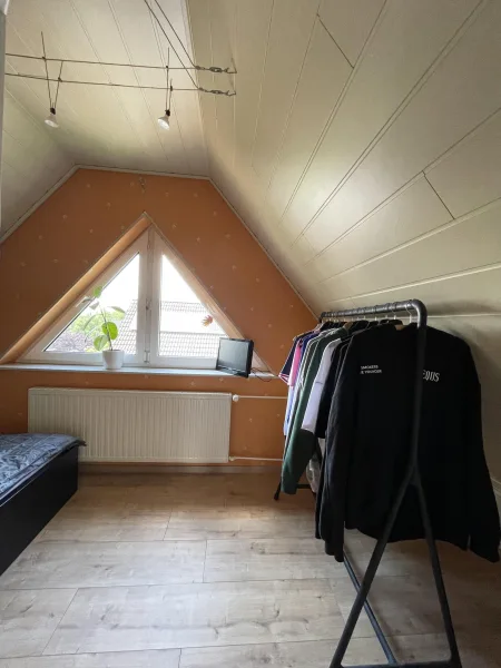 Schlafzimmer Wohnung 2 DG