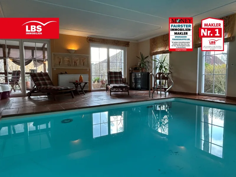 indoor pool - Haus kaufen in Berlin - Villa mit Innenpool und guter Energieeffizienzklasse