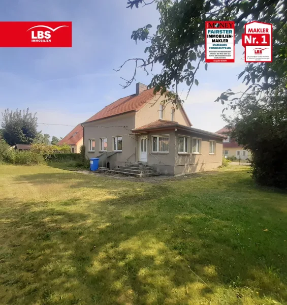 Seitenansicht - Haus kaufen in Bestensee - Leben auf dem Land * Bauernhaus+Nebengelaß in Seenähe