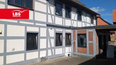  - Haus kaufen in Remlingen - RemlingenZweifamilienhaus mit ausgebauten Nebengebäude