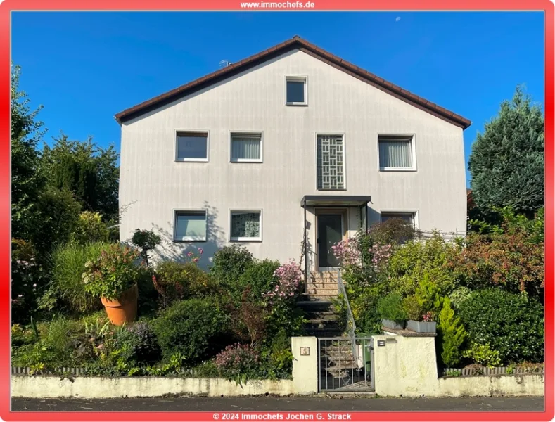 1 - Titelbild - Haus kaufen in Roßdorf - Geräumiges Zweifamilienhaus in ruhiger Lage mit vielfältigen Nutzungsmöglichkeiten, in Roßdorf