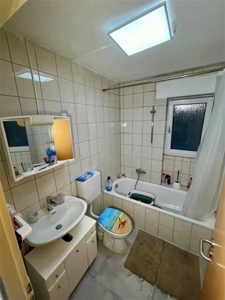 7 - Badezimmer