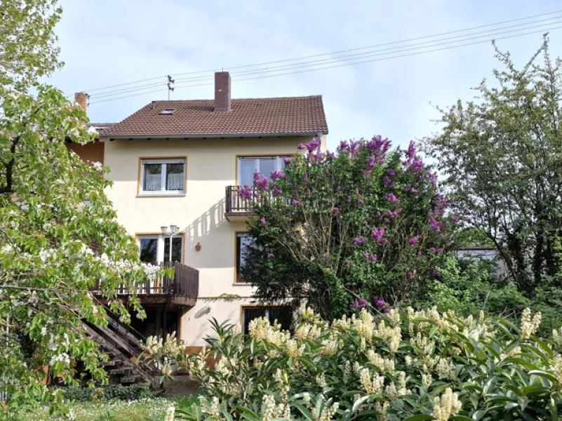 Familienheim mit Garten - Haus kaufen in Ludwigshafen am Rhein / Edigheim - Familienheim mit großem Garten, Terrasse, Garage in begehrter Lage, bezugsfrei.....