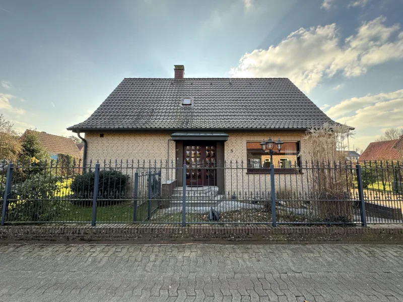 Hauptansicht - Haus kaufen in Bramsche / Achmer - Gemütliches Einfamilienhaus in Bramsche Achmer