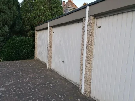 Massiv-Garage - Sonstige Immobilie mieten in Köln - Massiv-Garage in Köln-Klettenberg zu vermieten