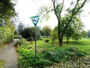 Fußweg zur Stadtbahn-Haltestelle