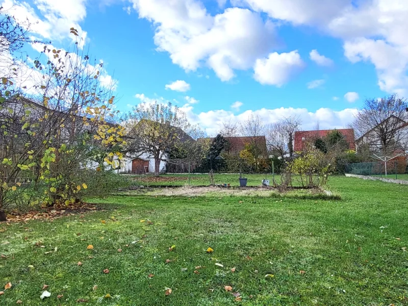 Erschlossener Bauplatz - Grundstück kaufen in Tegernheim - Bauträger aufgepasst! Hochinteressantes Grundstück in begehrter Wohnsiedlung