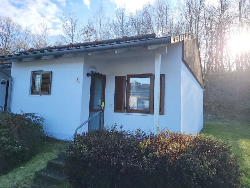 Ferienhaus (Reihenend) - Haus kaufen in Falkenstein - Gepflegtes Ferienhaus im Luftkurort