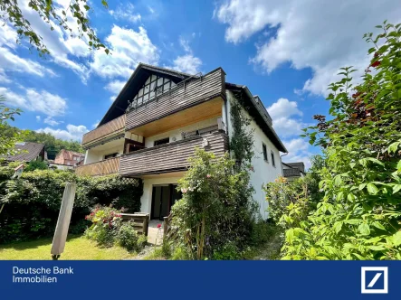 Außenansicht - Haus kaufen in Hemer - Großzügige helle Doppelhaushälfte mit Einliegerwohnung in Hemer Ihmert!