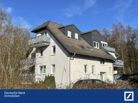 Aussenansicht - Wohnung kaufen in Menden - Diese moderne und helle Dachgeschosswohnung wartet auf Sie! 