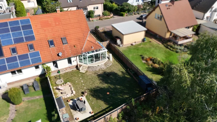 Ansicht von oben - Haus kaufen in Teutschenthal - Individuell & Modern - wer so Wohnen möchte ist hier genau richtig