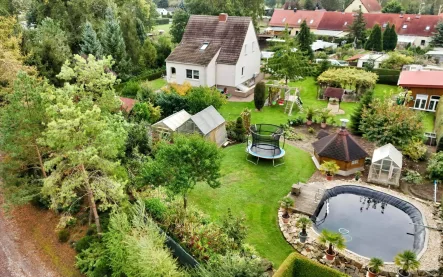 Wahnsinnsgartengrundstück - Haus kaufen in Bad Lauchstädt - Verwirklichen Sie Ihren Traum vom Leben auf dem Dorf - wunderschöner Garten - wunderschönes Haus