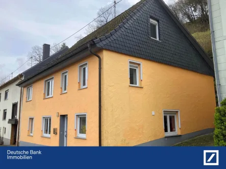 Front L1 - Haus kaufen in Idar-Oberstein - Renoviertes Einfamilienhaus in 55743 Idar-Oberstein Hammerstein